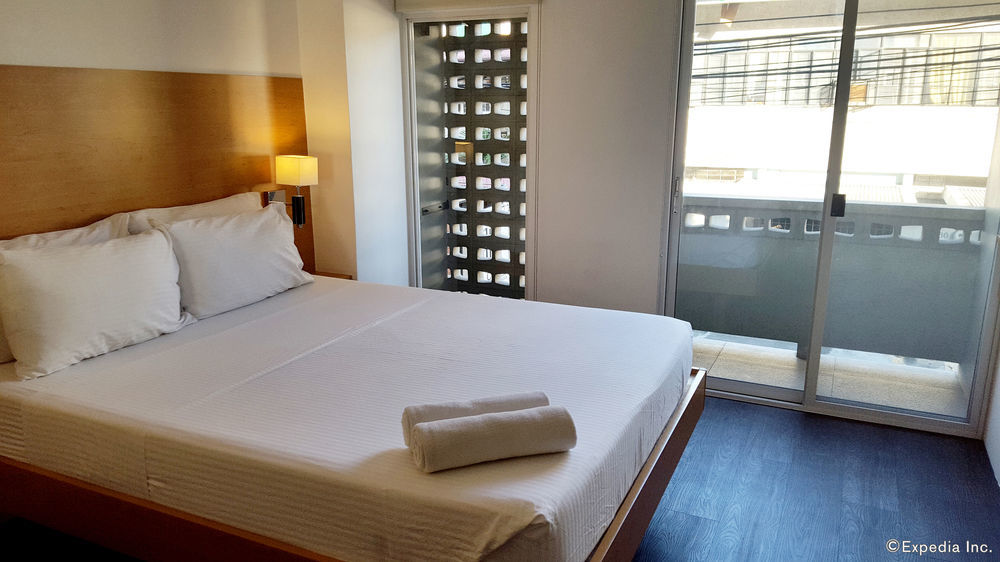 Brblock Boutique And Residences Makati City Kültér fotó